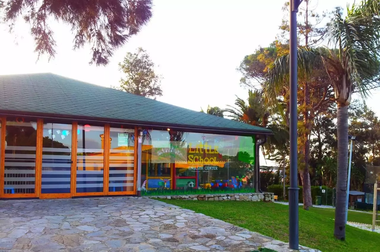 Centro Infantil Little school Algeciras