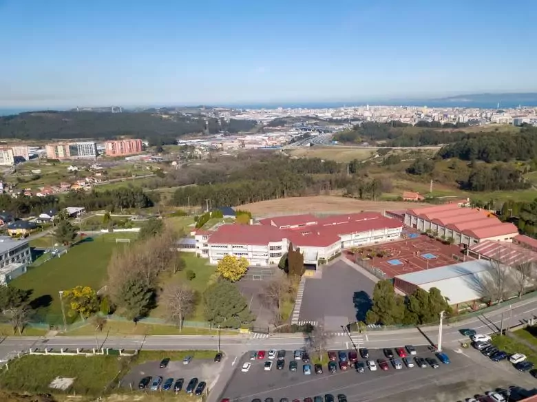 Colegio Obradoiro International School